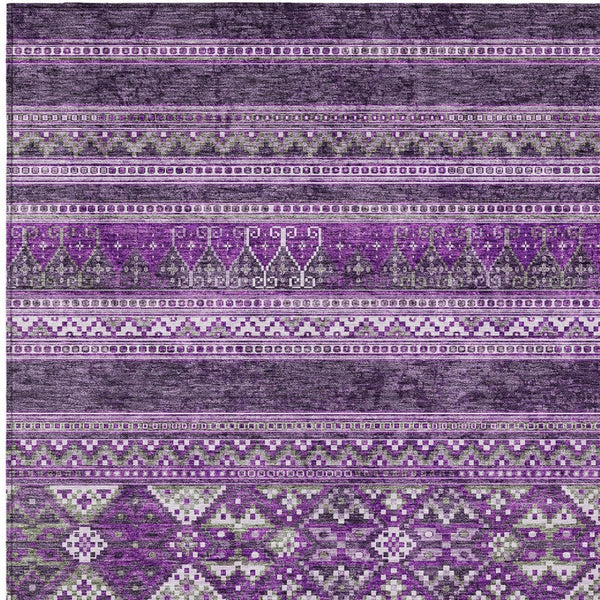 Homeroots 3' Chocolate And Gray Southwestern Indoor Outdoor Rug - Durable, Washable, Stylish For Any Space 8' X 10' Polyester 582845