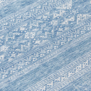 Homeroots 3' Chocolate And Gray Southwestern Indoor Outdoor Rug - Durable, Washable, Stylish For Any Space 8' Round Polyester 582850