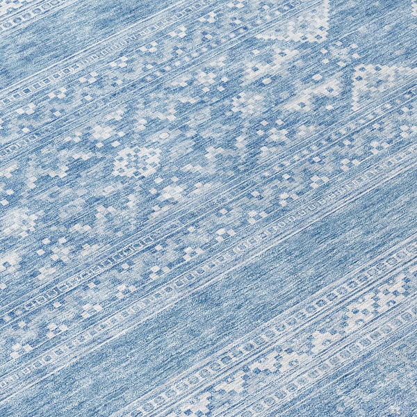 Homeroots 3' Chocolate And Gray Southwestern Indoor Outdoor Rug - Durable, Washable, Stylish For Any Space 8' Round Polyester 582850