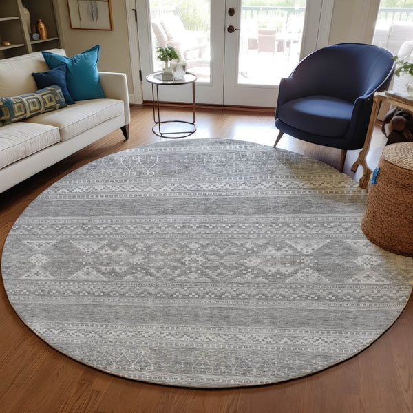 Homeroots 3' Chocolate And Gray Southwestern Indoor Outdoor Rug - Durable, Washable, Stylish For Any Space 8' Round Polyester 582856