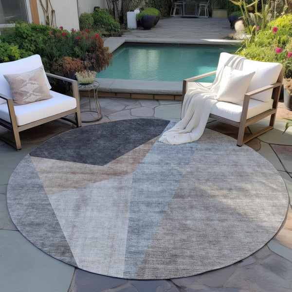 Homeroots 3' Stylish Taupe Beige And Gray Abstract Washable Area Rug For Indoor And Outdoor Spaces 8' Round Polyester 582874