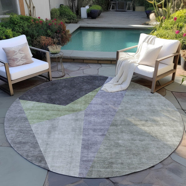 Homeroots 3' Beige Khaki And Taupe Abstract Washable Area Rug For Indoor And Outdoor Spaces, Durable Design 8' Round Polyester 582886