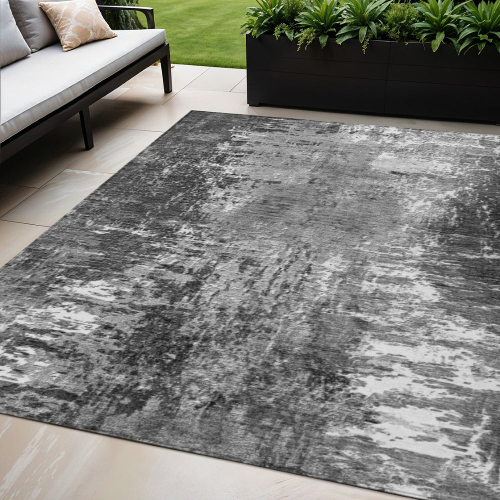 HomeRoots 5' Gray Charcoal and Silver Abstract Area Rug – Stylish, Washable, Versatile for Indoor & Outdoor Use 5' X 8' 582921