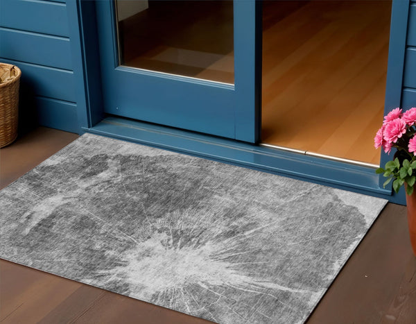 Homeroots 3' Stylish Green And Gray Abstract Washable Indoor Outdoor Area Rug For Versatile Home Decor 3' X 5' Polyester 582950