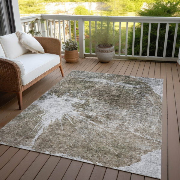 Homeroots 3' Stylish Green And Gray Abstract Washable Indoor Outdoor Area Rug For Versatile Home Decor 3' X 5' Polyester 582968