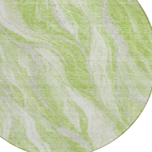 Homeroots 3' Green And Ivory Abstract Washable Area Rug - Stylish Indoor Outdoor Design For Any Space 8' Round Polyester 582976