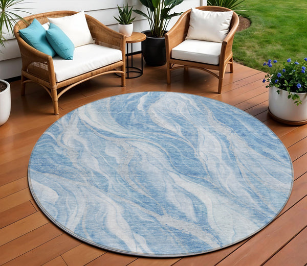 Homeroots 3' Green And Ivory Abstract Washable Area Rug - Stylish Indoor Outdoor Design For Any Space 8' Round Polyester 582982