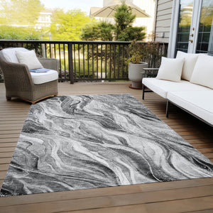 Homeroots 3' Green And Ivory Abstract Washable Area Rug - Stylish Indoor Outdoor Design For Any Space 5' X 8' Polyester 582993