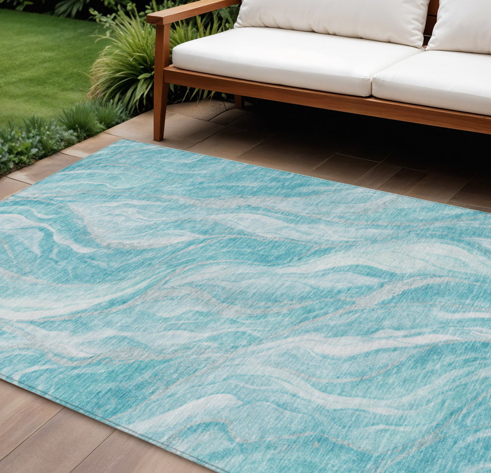 Homeroots 3' Green And Ivory Abstract Washable Area Rug - Stylish Indoor Outdoor Design For Any Space 9' X 12' Polyester 583002