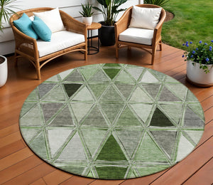 Homeroots 3' Geometric Washable Indoor Outdoor Area Rug In Green And Fern Green - Stylish & Durable Decor 8' Round Polyester 583012