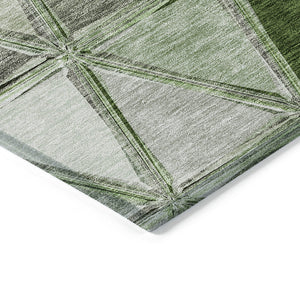 Homeroots 3' Geometric Washable Indoor Outdoor Area Rug In Green And Fern Green - Stylish & Durable Decor 10' X 14' Polyester 583015