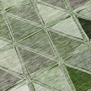 Homeroots 3' Geometric Washable Indoor Outdoor Area Rug In Green And Fern Green - Stylish & Durable Decor 10' X 14' Polyester 583015