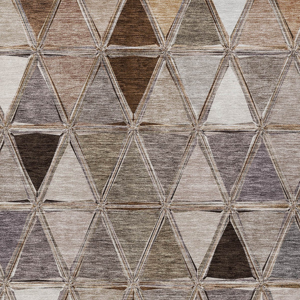 Homeroots 3' Geometric Washable Indoor Outdoor Area Rug In Green And Fern Green - Stylish & Durable Decor 5' X 8' Polyester 583017