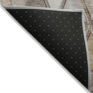 Homeroots 3' Geometric Washable Indoor Outdoor Area Rug In Green And Fern Green - Stylish & Durable Decor 9' X 12' Polyester 583020