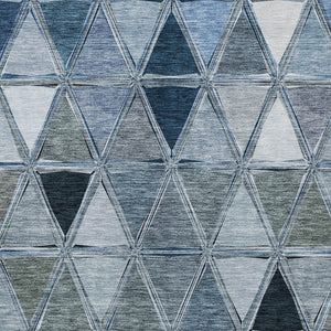 Homeroots 3' Geometric Washable Indoor Outdoor Area Rug In Green And Fern Green - Stylish & Durable Decor 10' X 14' Polyester 583027