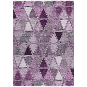 Homeroots 3' Geometric Washable Indoor Outdoor Area Rug In Green And Fern Green - Stylish & Durable Decor 5' X 8' Polyester 583041