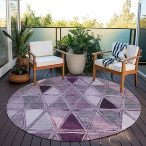 Homeroots 3' Geometric Washable Indoor Outdoor Area Rug In Green And Fern Green - Stylish & Durable Decor 8' Round Polyester 583042