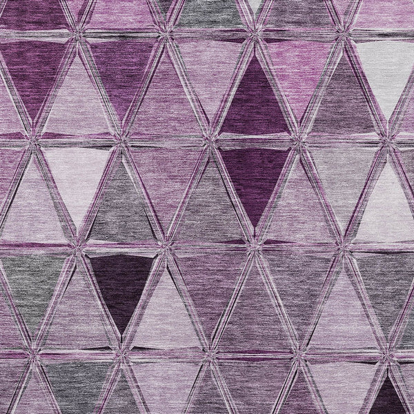 Homeroots 3' Geometric Washable Indoor Outdoor Area Rug In Green And Fern Green - Stylish & Durable Decor 9' X 12' Polyester 583044