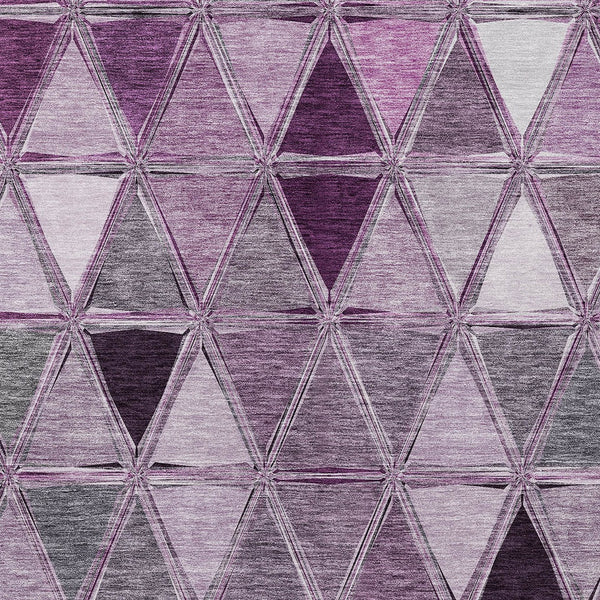 Homeroots 3' Geometric Washable Indoor Outdoor Area Rug In Green And Fern Green - Stylish & Durable Decor 10' X 14' Polyester 583045