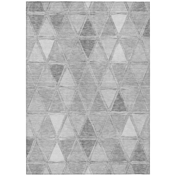 HomeRoots 5' Geometric Indoor-Outdoor Area Rug in Gray, Silver & Ivory - Stylish, Washable & Durable Design 5' X 8' 583047