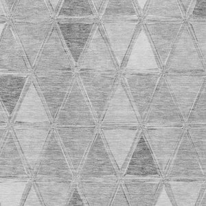 Homeroots 3' Geometric Washable Indoor Outdoor Area Rug In Green And Fern Green - Stylish & Durable Decor 5' X 8' Polyester 583047