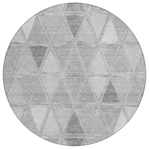 HomeRoots 5' Geometric Indoor-Outdoor Area Rug in Gray, Silver & Ivory - Stylish, Washable & Durable Design 8' Round 583048