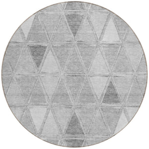 Homeroots 3' Geometric Washable Indoor Outdoor Area Rug In Green And Fern Green - Stylish & Durable Decor 8' Round Polyester 583048