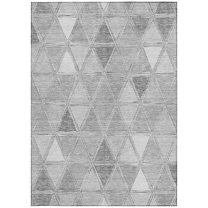 Homeroots 3' Geometric Washable Indoor Outdoor Area Rug In Green And Fern Green - Stylish & Durable Decor 8' X 10' Polyester 583049