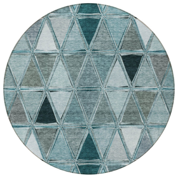 Homeroots 3' Geometric Washable Indoor Outdoor Area Rug In Green And Fern Green - Stylish & Durable Decor 8' Round Polyester 583054