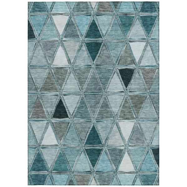 Homeroots 3' Geometric Washable Indoor Outdoor Area Rug In Green And Fern Green - Stylish & Durable Decor 10' X 14' Polyester 583057