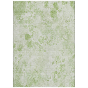 Homeroots 3' Green Floral Washable Area Rug For Indoor And Outdoor Spaces – Durable, Stylish, And Easy Care 5' X 8' Polyester 583089