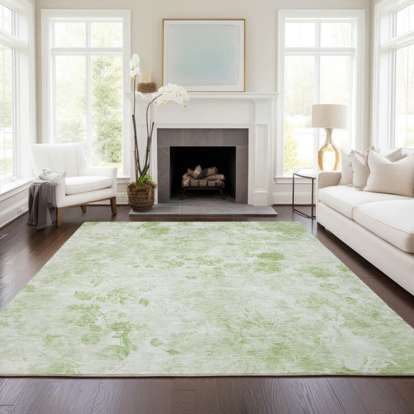 Homeroots 3' Green Floral Washable Area Rug For Indoor And Outdoor Spaces – Durable, Stylish, And Easy Care 8' X 10' Polyester 583091
