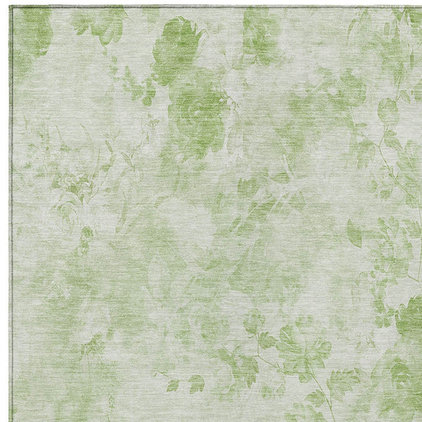 Homeroots 3' Green Floral Washable Area Rug For Indoor And Outdoor Spaces – Durable, Stylish, And Easy Care 10' X 14' Polyester 583093