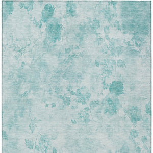 Homeroots 3' Green Floral Washable Area Rug For Indoor And Outdoor Spaces – Durable, Stylish, And Easy Care 5' X 8' Polyester 583095