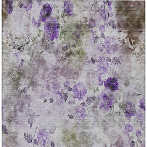 Homeroots 3' Green Floral Washable Area Rug For Indoor And Outdoor Spaces – Durable, Stylish, And Easy Care 5' X 8' Polyester 583125