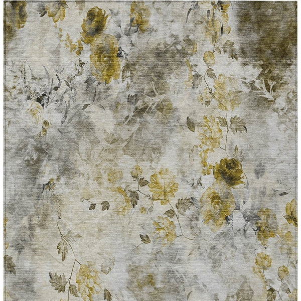 Homeroots 3' Green Floral Washable Area Rug For Indoor And Outdoor Spaces – Durable, Stylish, And Easy Care 3' X 5' Polyester 583148