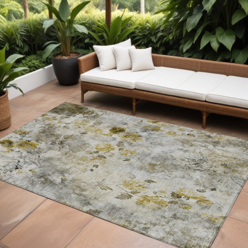 HomeRoots 9' Elegant Floral Washable Area Rug – Durable Indoor/Outdoor Design for Stylish Living Spaces 9' X 12' 583152