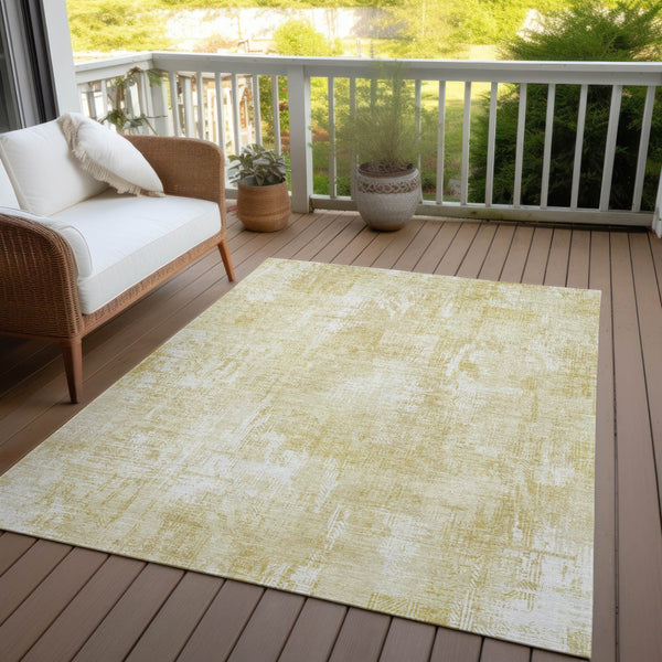 Homeroots 3' Beige Tan And Ivory Abstract Washable Indoor Outdoor Area Rug For Stylish Living Spaces 8' X 10' Polyester 583157