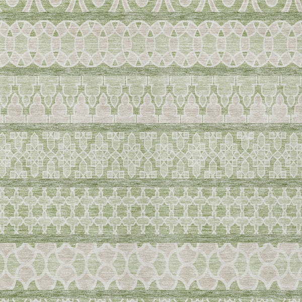 Homeroots 3' Artichoke Green Quatrefoil Washable Area Rug – Elegant Indoor Outdoor Design For Any Space 3' X 5' Polyester 583192