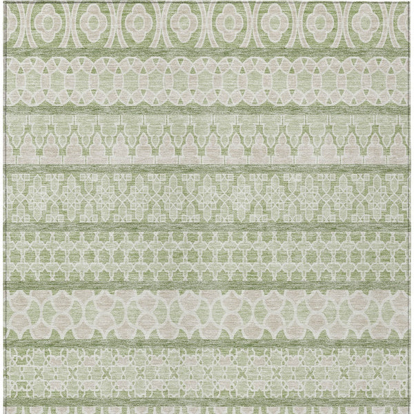 Homeroots 3' Artichoke Green Quatrefoil Washable Area Rug – Elegant Indoor Outdoor Design For Any Space 5' X 8' Polyester 583193
