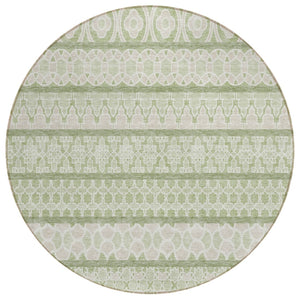 HomeRoots 5' Timeless Artichoke Green Ivory Quatrefoil Rug - Durable, Washable for Indoor & Outdoor Use 8' Round 583194
