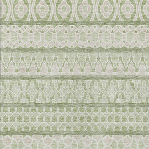 Homeroots 3' Artichoke Green Quatrefoil Washable Area Rug – Elegant Indoor Outdoor Design For Any Space 9' X 12' Polyester 583196