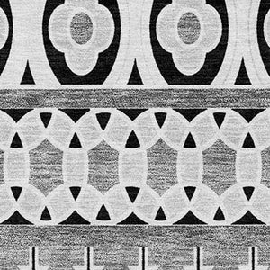 Homeroots 3' Artichoke Green Quatrefoil Washable Area Rug – Elegant Indoor Outdoor Design For Any Space 9' X 12' Polyester 583202