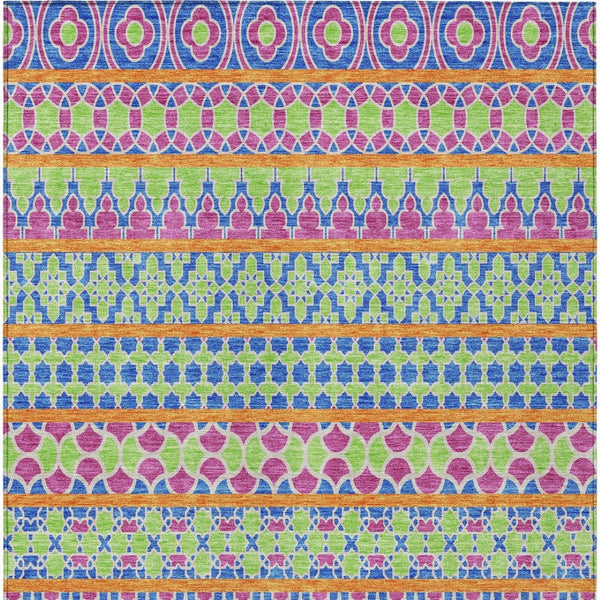 Homeroots 3' Artichoke Green Quatrefoil Washable Area Rug – Elegant Indoor Outdoor Design For Any Space 5' X 8' Polyester 583205