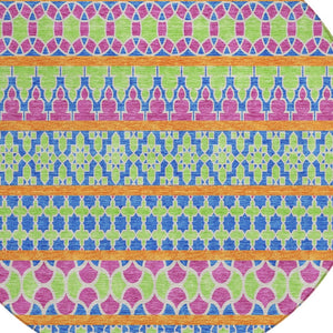 Homeroots 3' Artichoke Green Quatrefoil Washable Area Rug – Elegant Indoor Outdoor Design For Any Space 8' Round Polyester 583206