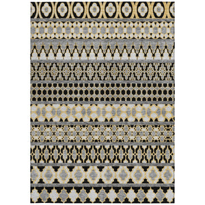 Homeroots 3' Artichoke Green Quatrefoil Washable Area Rug – Elegant Indoor Outdoor Design For Any Space 8' X 10' Polyester 583213