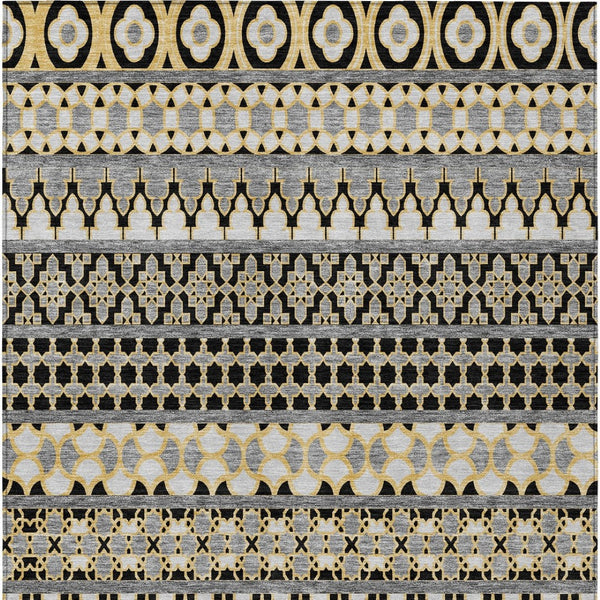 Homeroots 3' Artichoke Green Quatrefoil Washable Area Rug – Elegant Indoor Outdoor Design For Any Space 10' X 14' Polyester 583215