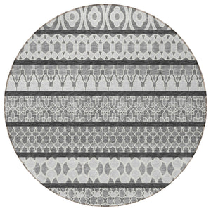 Homeroots 3' Artichoke Green Quatrefoil Washable Area Rug – Elegant Indoor Outdoor Design For Any Space 8' Round Polyester 583224