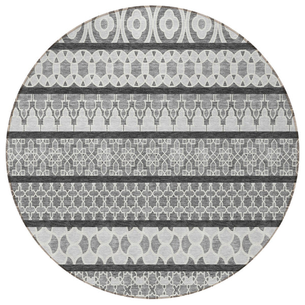 Homeroots 3' Artichoke Green Quatrefoil Washable Area Rug – Elegant Indoor Outdoor Design For Any Space 8' Round Polyester 583224