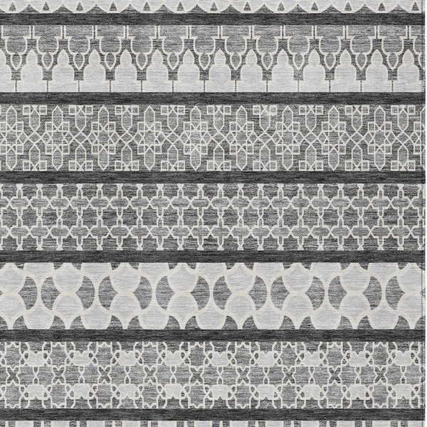 Homeroots 3' Artichoke Green Quatrefoil Washable Area Rug – Elegant Indoor Outdoor Design For Any Space 9' X 12' Polyester 583226